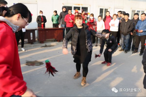 慶“國際三八婦女節(jié)”，惠眾建材公司舉行趣味運(yùn)動會(圖6)