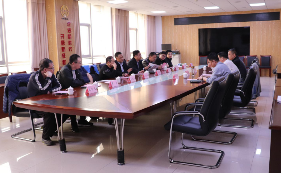 濱州市發(fā)改委黨組副書(shū)記、市發(fā)展改革服務(wù)中心主任李解放一行到惠眾財(cái)金集團(tuán)調(diào)研(圖1)