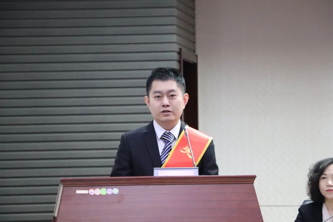 逐夢起航 再創(chuàng)輝煌丨惠眾財金集團召開2022年工作會議(圖8)