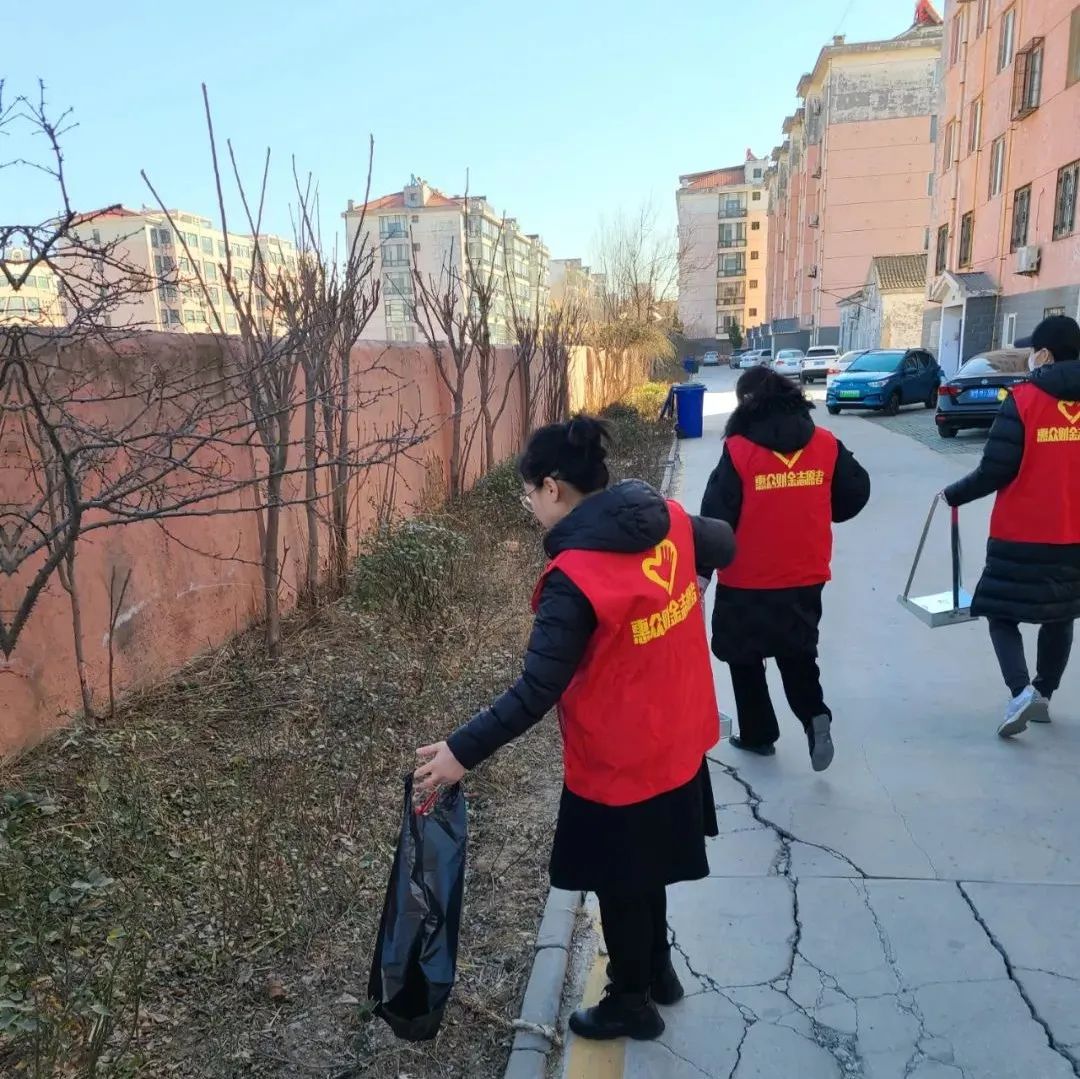 學(xué)雷鋒 樹新風(fēng)丨惠眾財(cái)金集團(tuán)開展“文明城市 你我同行”志愿服務(wù)活動(dòng)(圖10)