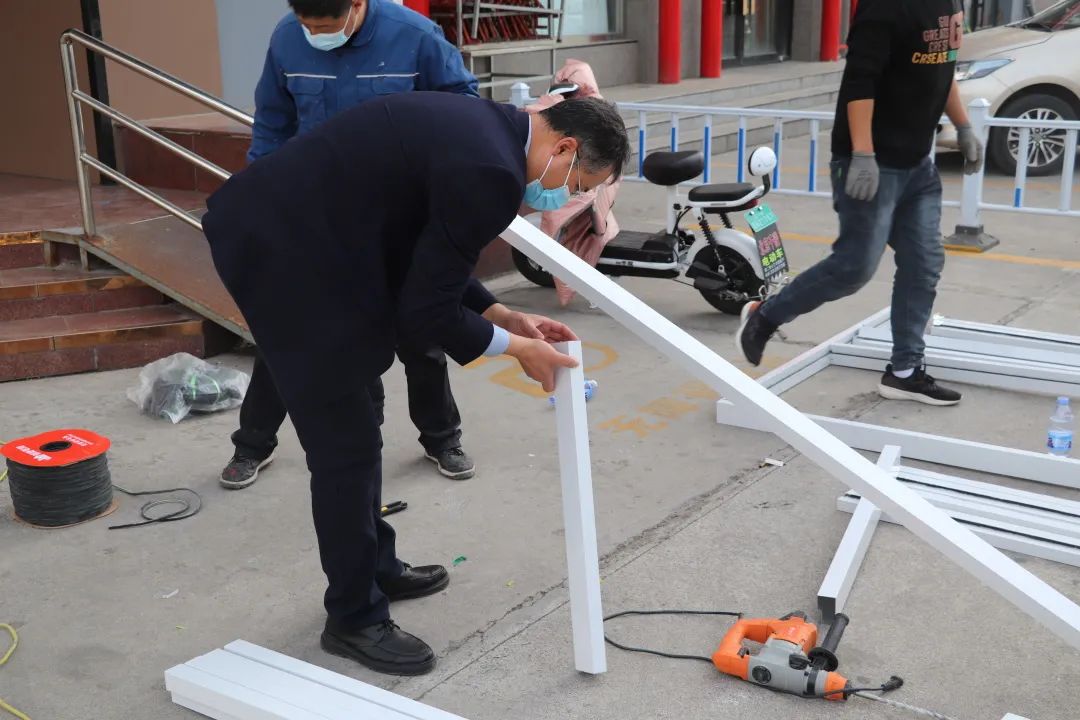 扛起“硬核”擔(dān)當(dāng) 筑牢抗疫防線 ——抗擊疫情，惠眾財(cái)金集團(tuán)在行動(圖4)