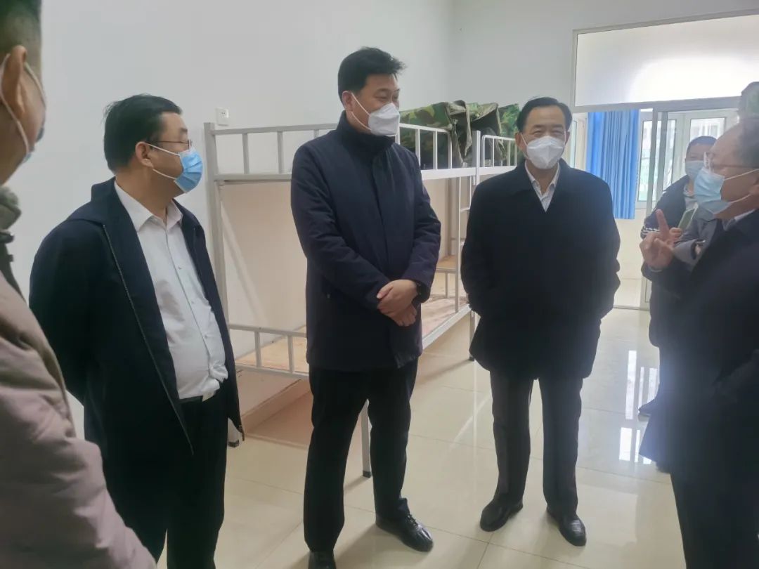 “疫”路有我丨 惠眾財(cái)金集團(tuán)奮戰(zhàn)16小時(shí)！完成338間臨時(shí)隔離用房改造交付(圖6)