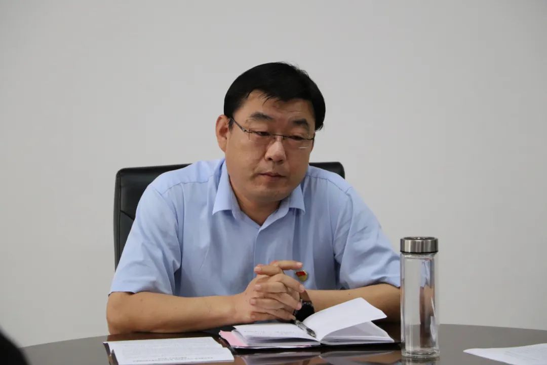 黨委書記講黨課丨惠眾財(cái)金集團(tuán)“學(xué)習(xí)落實(shí)省黨代會(huì)精神”專題授課(圖2)