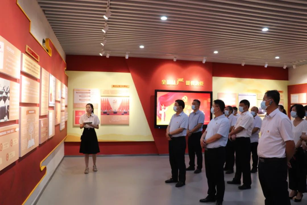 利劍高懸 警鐘長鳴——惠眾財金集團紀委組織參觀濱城區(qū)廉政警示教育基地(圖3)