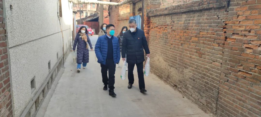 迎春送暖丨惠眾財金集團(tuán)各黨支部走訪慰問困難群眾(圖1)