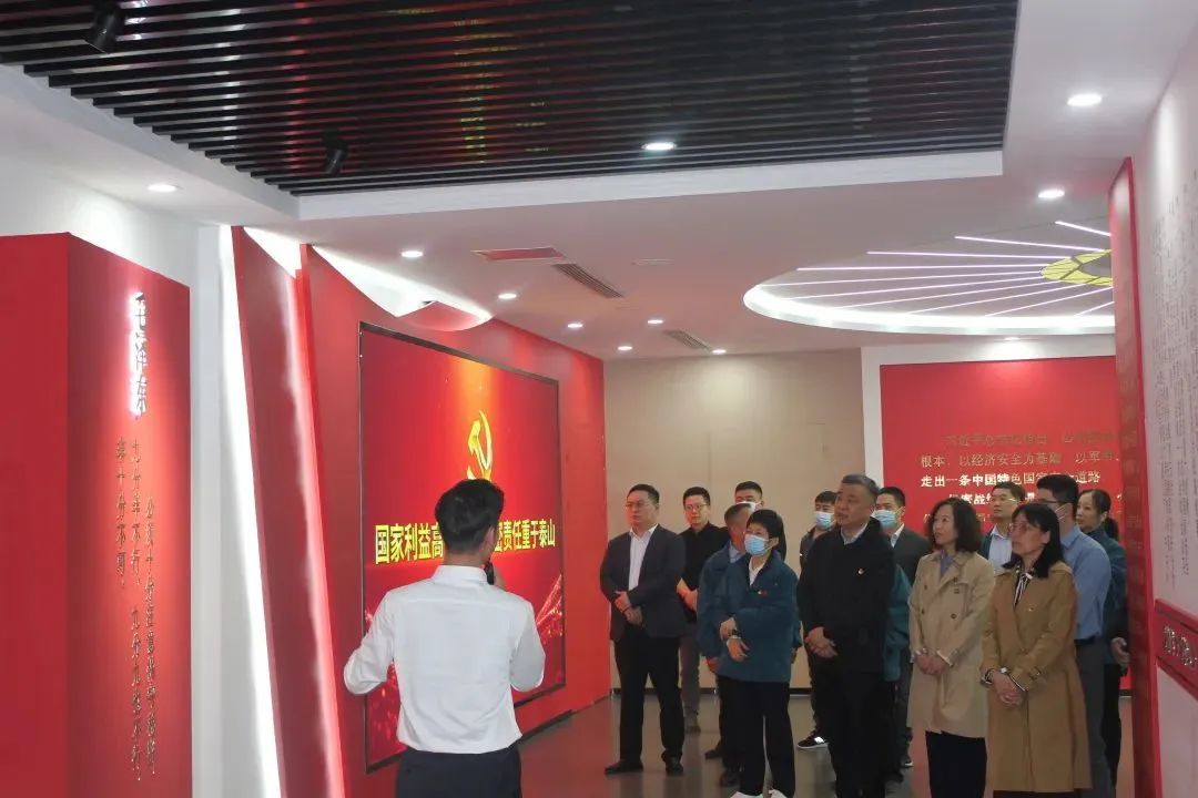 濱城區(qū)財稅黨建聯(lián)盟開展“提升保密工作意識，筑牢保密思想防線”教育實訓(xùn)活動(圖2)