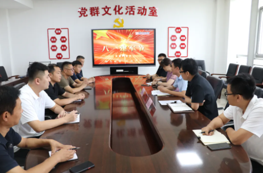 致敬 “最可愛的人”丨惠眾財(cái)金集團(tuán)召開退役軍人座談會(huì)(圖1)